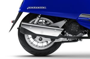 blue-v200-exhaust5